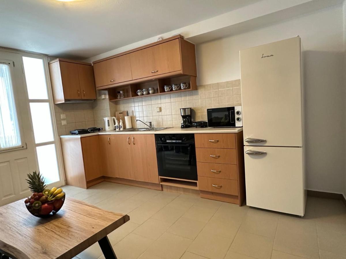 Apartament Karma Kamári Zewnętrze zdjęcie